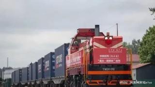重庆“中欧班列”货运量增至3倍