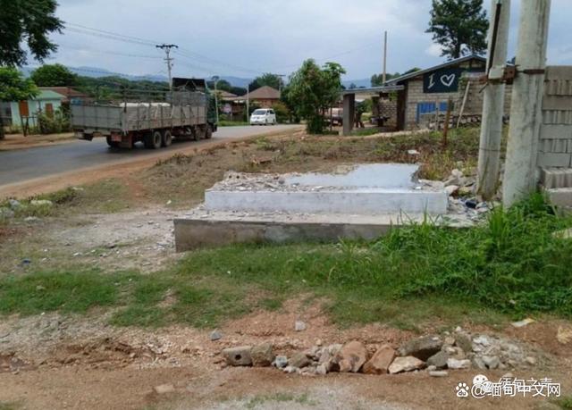 缅北腊戌又有3个德昂村庄的牌坊被军方拆除