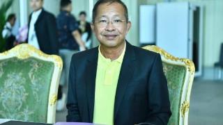 蒙坤·素拉沙乍当选泰国新一届上议院议长