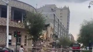 黑龙江同江市一临街楼房坍塌 1人死亡