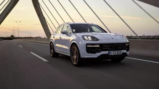 新款Cayenne Turbo E-Hybrid正式上市