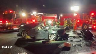 男子驾驶开启Autopilot的特斯拉撞上消防车身亡，家属提起诉讼