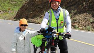 山东奶爸带5岁半女儿骑行40天去西藏：成长中走的每一步都算数