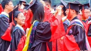 武汉大学2024年毕业典礼举行
