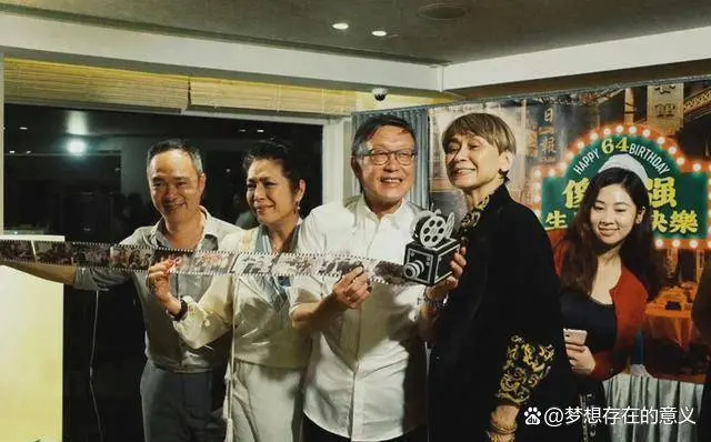 导演刘伟强64岁生日派对，《古惑仔》罕见齐聚，郑伊健断崖衰老！