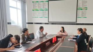 纳雍县勺窝镇中心学校与中心幼儿园开展幼小衔接交流活动