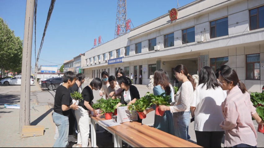 绿色低碳 美丽中国——阳信县劳店镇开展“绿色回收进机关”活动