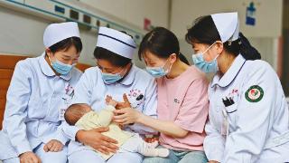 镇巴县中医院开展母乳喂养宣传