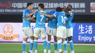 中超综合:大连人击败上海申花 迎来联赛第二胜