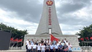 金溪县自然资源局组织党员参观红色教育基地