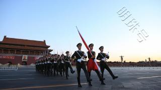 来北京旅游的老同学说，就是花钱买罪受