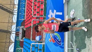 齐齐哈尔陈霄鹏在省残运会男子60级跳远比赛项目夺冠