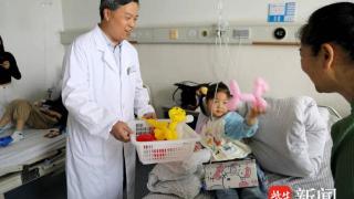 镇江市中医院开展“六一”儿童节庆祝活动
