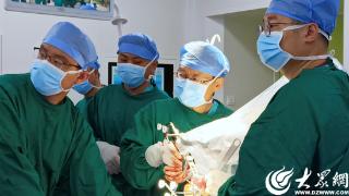 山东大学齐鲁医院德州医院刘培来教授团队成功开展机器人辅助下全膝关节置换术
