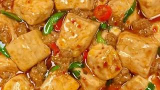 韭菜肉沫豆腐：一道家常菜的魅力与传承