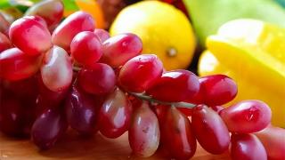 常吃这10种水果，皮肤越来越白，才知道，提高颜值竟如此简单