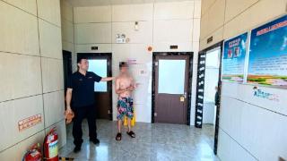 女厕惊现“偷拍”！滨海公安局基地分局警方：已行拘！