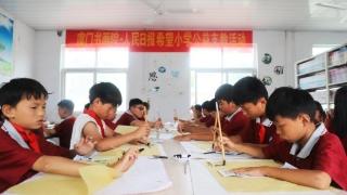 河南虞城：公益支教为农村小学生的“艺术梦”插上翅膀