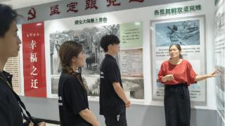 西安翻译学院生态保护实践团前往杨庙社区进行环境保护宣传