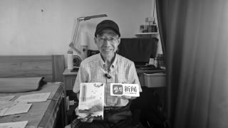82岁退休教师写诗文记录和学生的故事
