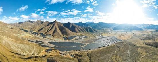 西藏：清洁电力 绿色发展