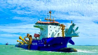 亚洲最大耙吸船“浚洋1”亮相广东惠州港
