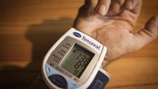 每次测血压都偏低，会影响健康吗？需要治疗吗？