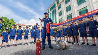 江西永新：消防夏令营 快乐过暑期