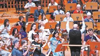 上海乐队学院举办校友音乐会庆生