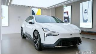 Polestar 4到店实拍，3.8秒可破百，硬实力如何？