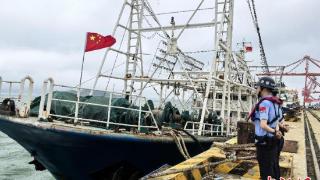 平潭口岸今年首批远洋渔船入境通关