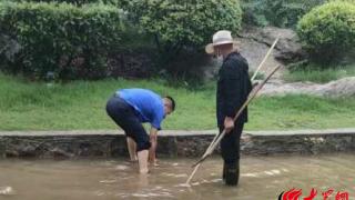 金乡县综合行政执法局开展防汛排涝工作