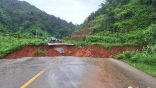 缅甸重要公路路面塌陷，修复工地遭武装组织攻击