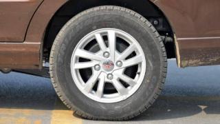 五菱宏光s轮胎型号是什么？