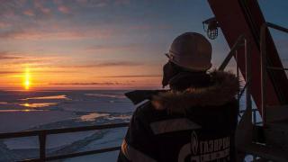 俄气：北极一大型油田投产
