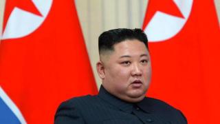 媒体：金正恩敦促加强朝鲜国防能力