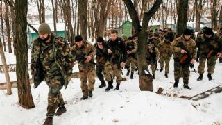 车臣累计向乌克兰派出近3万大军，乌军止步防线前，或与胜利无缘