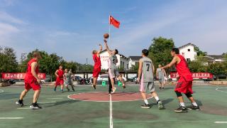 组图 | 重庆南川：“村BA”欢乐开赛 点燃乡村运动热
