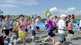 “心无界 步边疆”成长杯中国·吉林边境森林马拉松系列赛开赛仪式在珲春举行