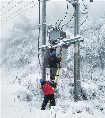 冰雪里的温暖守护