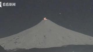 智利比亚里卡火山喷发预警升级 近百人被疏散