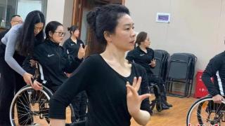 湖南轮椅舞者46岁“启航” 圆梦杭州亚运会开幕式