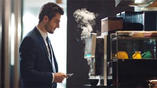 茶咖行业拼创意拼内卷，全自动咖啡机成关键：咖博士助力品牌突围