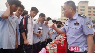 湖北浠水禁毒宣传进校园，共筑青春防护墙