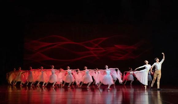 芭蕾舞剧《归来红菱艳》8月11日国泰首演