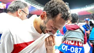 虽败犹荣！土耳其止步欧洲杯八强 赛后球员哭成泪人
