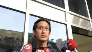 经纪人透露唐治平拒不就医 公司正在商讨处理方法