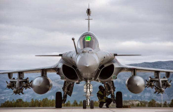 阿联酋或参与韩隐身战机项目，“猎鹰”能飞到中东？