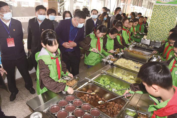 稳妥审慎对待预制菜进校园