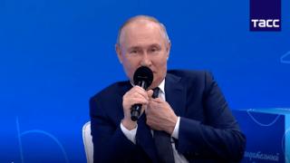 普京“开学日”演讲：俄罗斯所向无敌，今天依然如此